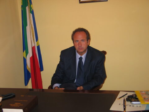 Montella, sindaco di Paolisi, solidarizza con Roviezzo e si appella alle forze politiche per l’attentato di Bonea