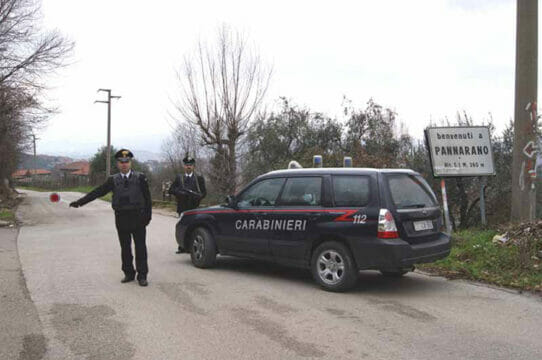Pannarano: tenta il suicidio, lo salvano i Carabinieri