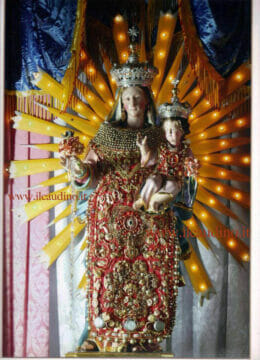 Cervinara, la Madonna del Bagno da Papa Francesco