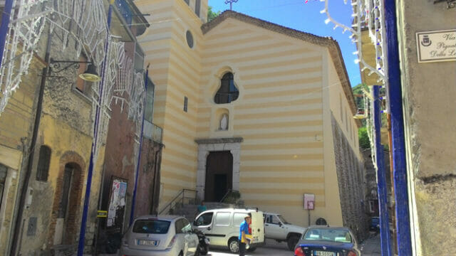 San Martino Valle Caudina: Si consacra la chiesa di San Giovanni Battista, ecco le foto