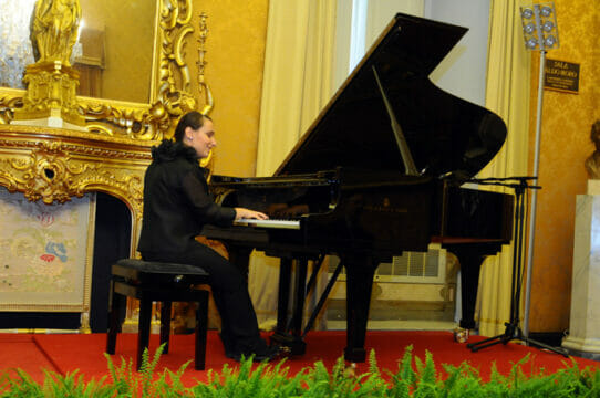 Benevento: La pianista sannita Luciana Canonico a Rai Uno in prima serata
