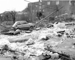 Cervinara, 16 dicembre 1999: l’alluvione, i volontari, la bambina