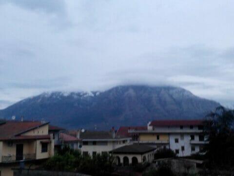 Valle Caudina: prima neve sulle montagne