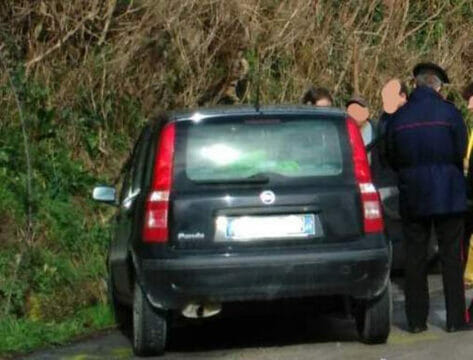 Cronaca, Ariano Irpino: Incidente stradale, carabinieri soccorrono un 23enne bloccato nell’auto