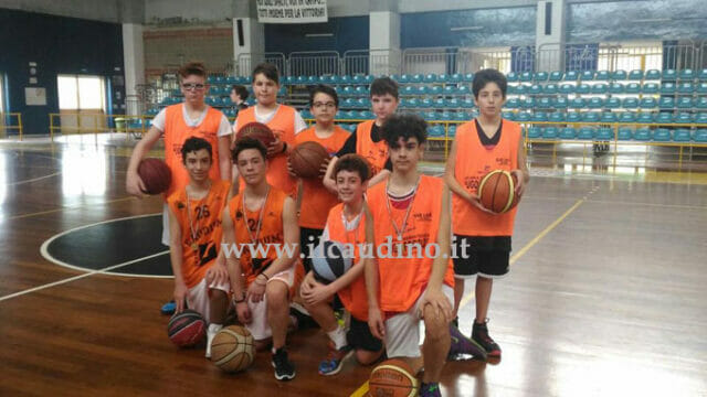 Montesarchio: Campionati studenteschi di basket, l’Istituto Comprensivo1 accede alle Regionali