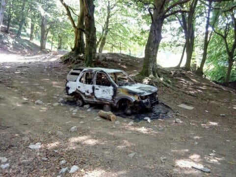 Paolisi: un’auto abbandonata a San Berardo