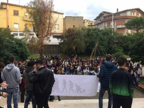 Montesarchio: la protesta degli studenti del Moro e del Fermi