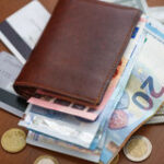 Montesarchio: Trova borsello con soldi e documenti, lo consegna ai carabinieri