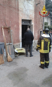 Cronaca: fuga di gas sventra appartamento, ferito un 94enne