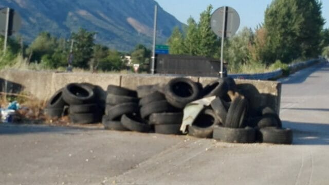 Cervinara: bonificata dagli pneumatici via San Cosma