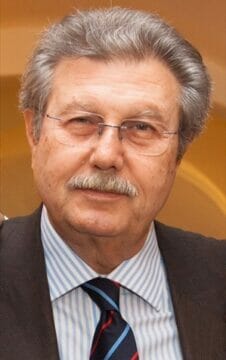 Cervinara: onorificenza di Mattarella per Massimo de Bellis, neurochirurgo