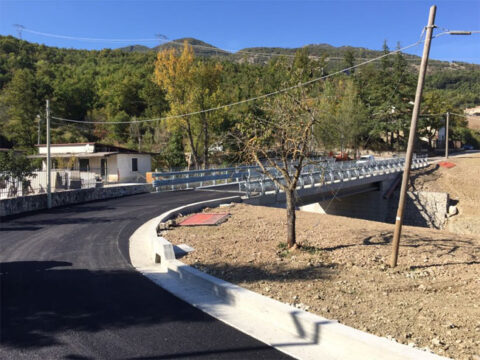 Valle Caudina: si riapre il ponte Jenga sulla Cautano-Campoli Monte Taburno
