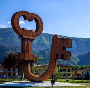 Valle Caudina: 4 nuove schede tattili, grazie alla sinergia tra Soprintendenza e Rotary Club