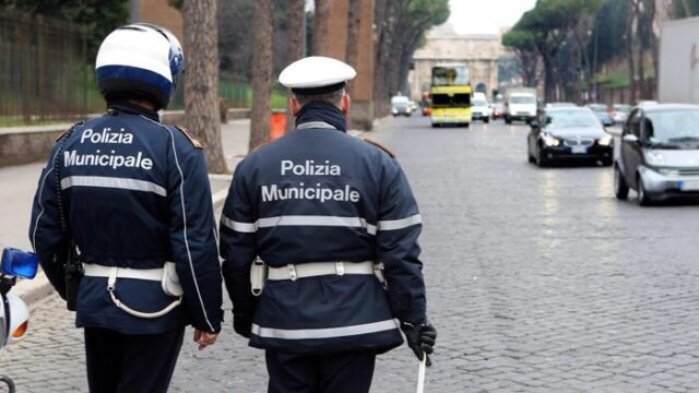 Città Caudina: al via il primo servizio di polizia municipale in comune