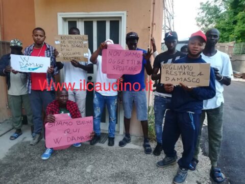 Valle Caudina, i migranti: non mandateci via