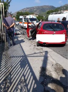 Valle Caudina: incidente fra auto sull’Appia, ferite due persone di Arpaia
