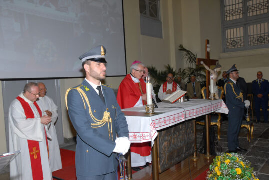 Cronaca, Napoli: Celebrata nella caserma Zanzur Santa Messa per San Matteo, patrono Guardia di Finanza