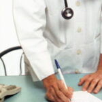 Cronaca:sei medici a processo per aver prescritto visite a pazienti morti