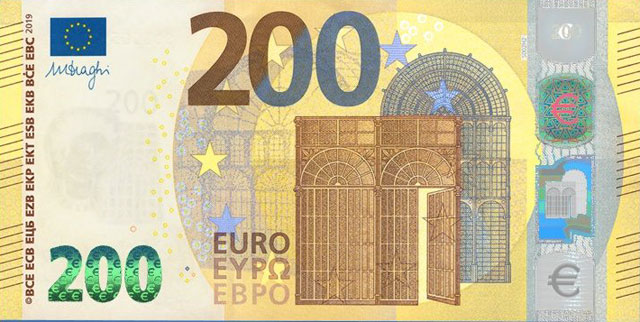 I nuovi biglietti da 100 e 200 euro possono essere lavati e stirati