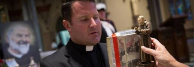 Padre Pio, a Pietrelcina torna la reliquia del “cuore” del Santo