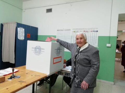 Valle Caudina: si reca al voto alla veneranda età di 102 anni