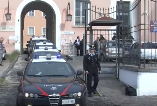 Cronaca: massicia operazione dei carabinieri in corso
