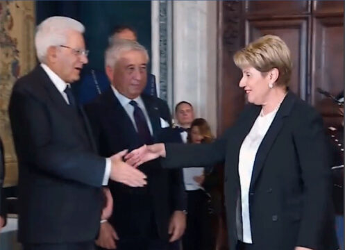 Arpaia: Rosanna De Lucia, presidente Sapa, nominata Cavaliere del Lavoro, guarda il video