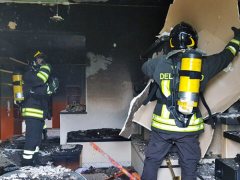 Cronaca: lavatrice a fuoco, esplosione in casa. Dramma per una 30enne