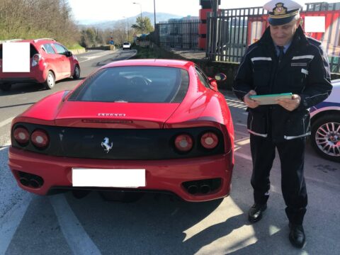Valle Caudina: Ferrari sequestrata dagli agenti della Municipale di San Martino