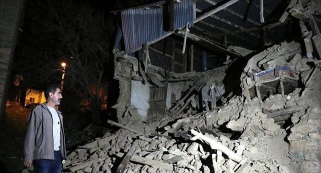 Cronaca: Turchia, terremoto 6.7, prime immagini della devastazione