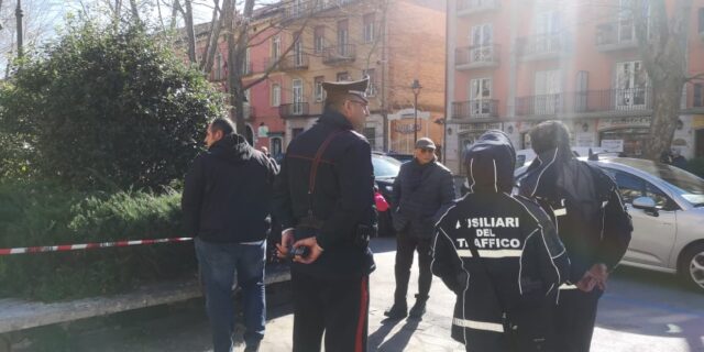 Ruba uno scooter, il ladro incastrato dai carabinieri
