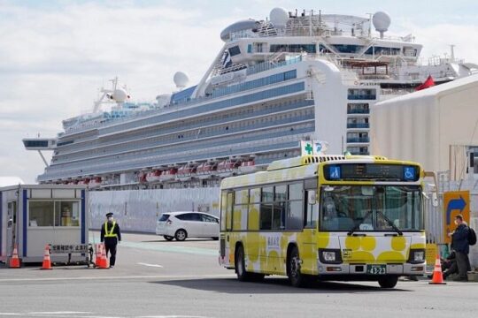 Cronaca: due morti per il coronavirus sulla Diamond Princess, a bordo 35 italiani