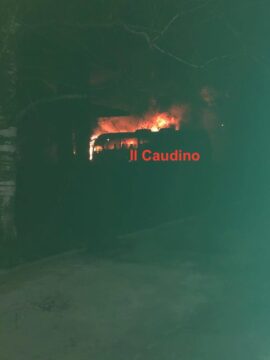 Valle Caudina: pullman incendiati a Rotondi, i sindacati chiedono maggiori controlli