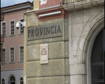 Coronavirus: la provincia di Avellino pagherà le spese di sanificazione delle scuole superiori