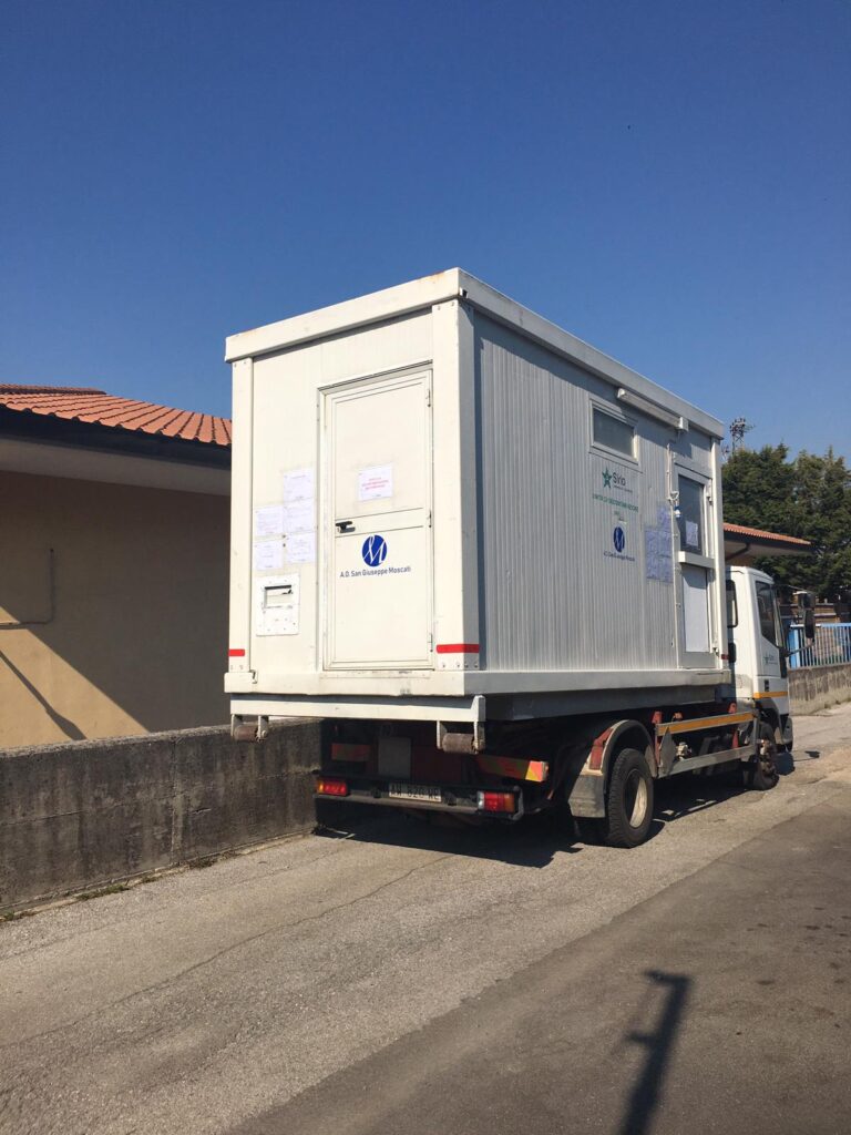 Coronavirus: un container di decontaminazione al Moscati di Avellino per gli operatori del 118