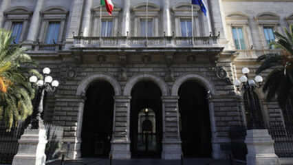 La banca d'Italia bacchetta gli istituti di credito