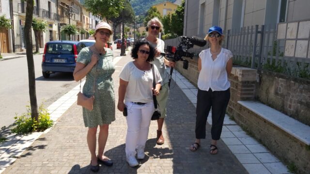 La troupe di una televisione tedesca in giro per San Martino Valle Caudina