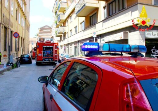 Cervinara: un’auto in fiamme a via Roma