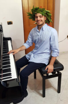 Pannarano, gioventù studiosa: Valerio Marro si diploma in pianoforte