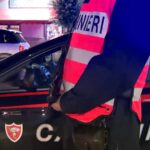 40enne si lancia in un dirupo, salvato dai carabinieri