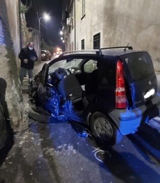 Cervinara:  4 ragazzi feriti in un brutto incidente a via Dei Monti