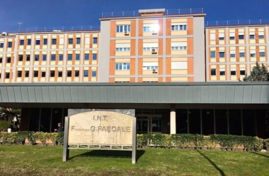 Cronaca: cliniche private per pazienti con il cancro a seno, arrestato manager del Pascale