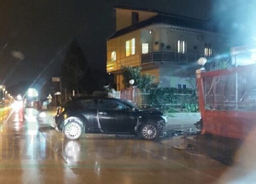 Valle Caudina: ragazzo di Rotondi sfonda un cancello con l’auto