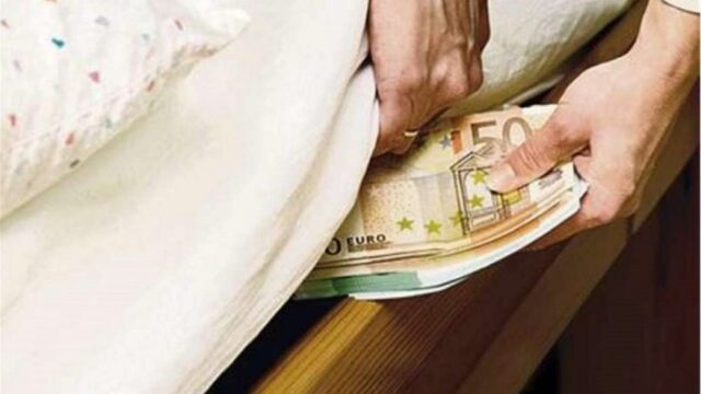 Cronaca: evasore fiscale nasconde un milione di euro sotto il materasso