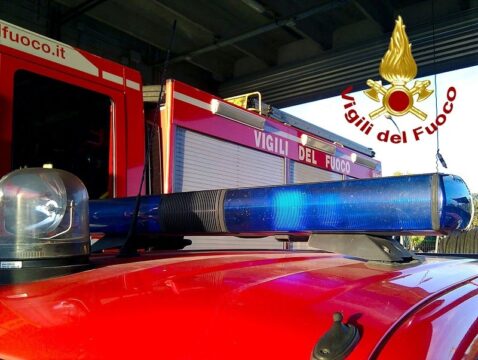 44enne si toglie la vita 44enne si toglie la vita