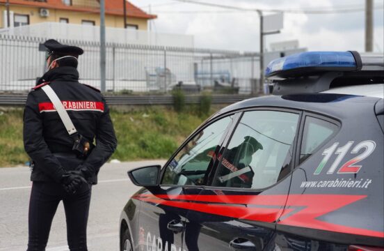 I carabinieri bloccano due ladri in trasferta