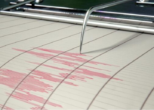 Giappone, terremoto di magnitudo 7 . 3, allerta tsumani
