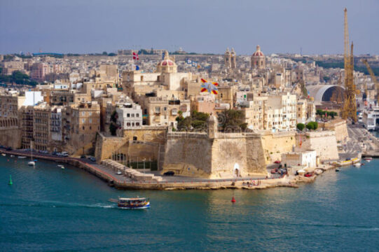 Valle Caudina: studentessa bloccata a Malta