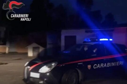 Arrestati 2 carabinieri, fornivano informazioni alla camorra
