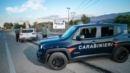 Valle Caudina: i carabinieri arrestano un ladro mentre saccheggia un supermercato